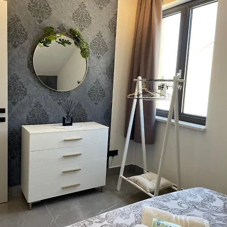 Luxi-si Romantic Sutivan